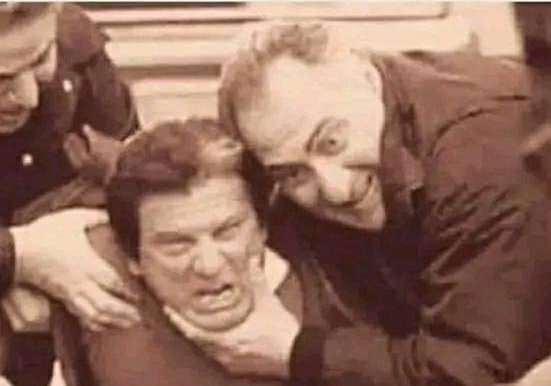 Frayjaques tweet media