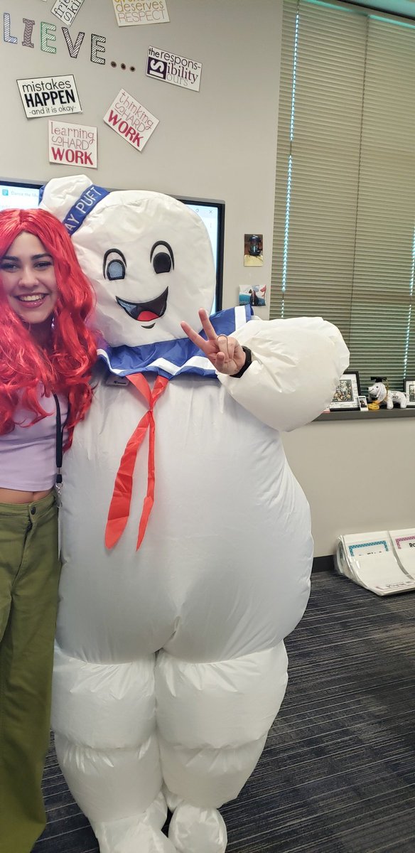 MsHasson_TMHS's tweet photo. Hoco week so much fun! ...#ReignCain https://t.co/krF2H8rN5H
