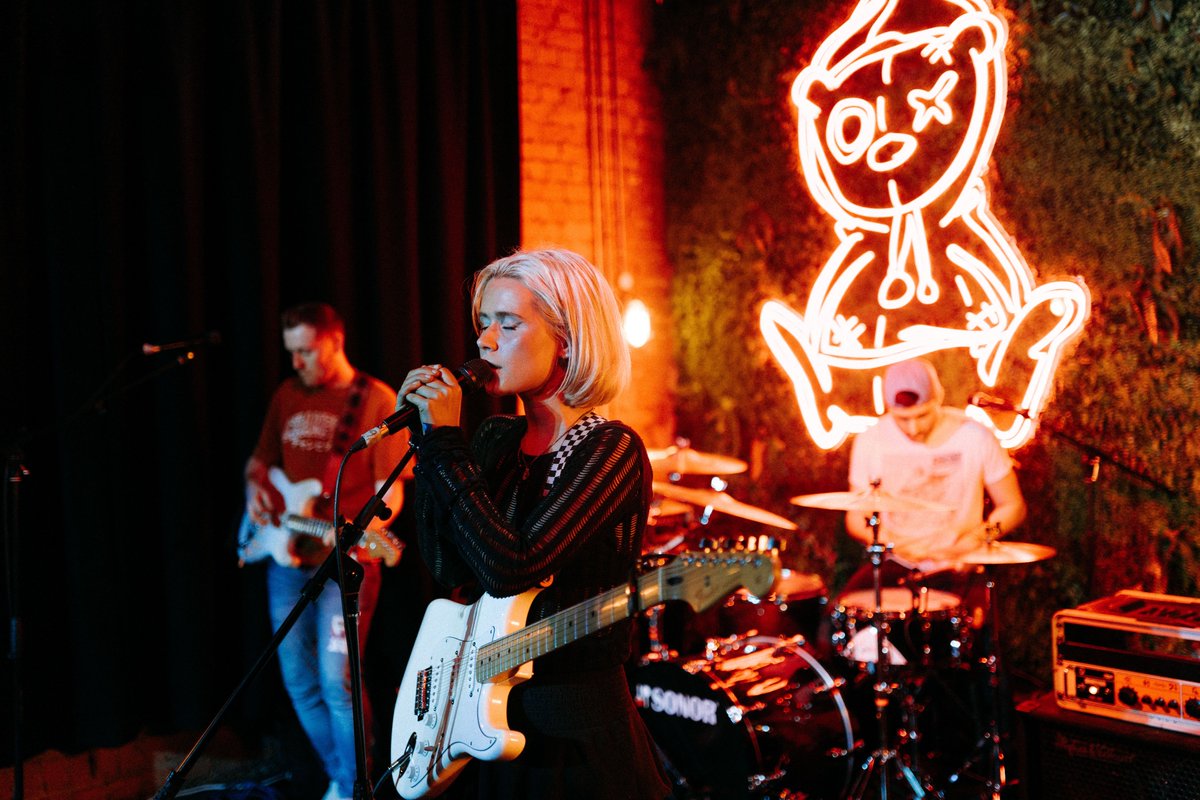 🧵Are you seeking funding to boost the next stage of your Music career?

<a href="/CreativeWales/">Creative Wales</a> is hosting an online event along with some key industry partners where you can find out about the funding streams available to artists and businesses at all levels 1/2