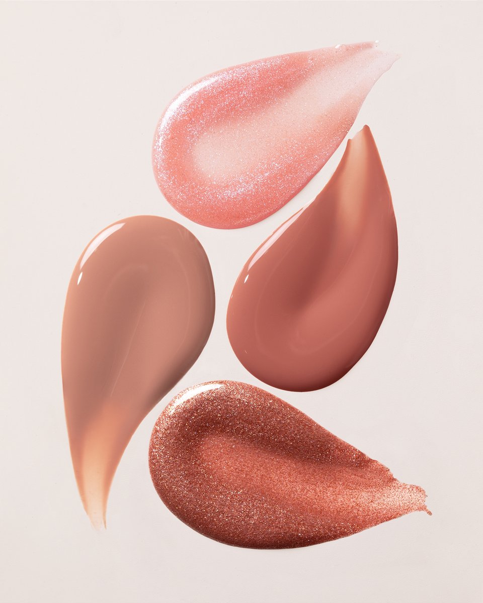 Doseofcolors's tweet photo. The gloss set of your dreams ✨🤤💋 Keep It Glossy Lip Set is Available now on https://t.co/netSpueLgy
#doseofcolors #holidaylips #holidaysets #giftguide #fallmakeup #lipgloss https://t.co/namjwEx1OO