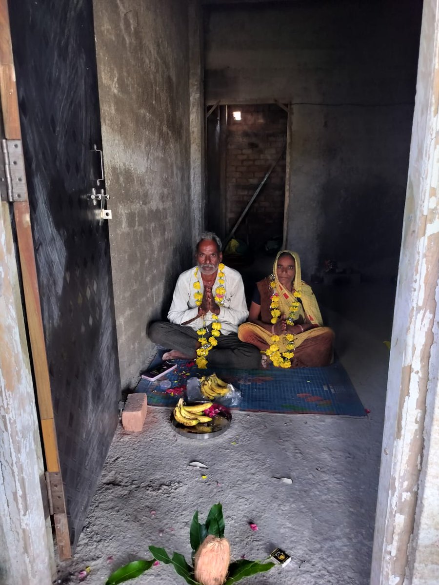 IndoreCollector's tweet photo. इंदौर जिले में 928 ग्रामीणों को कराया गया गृह प्रवेश।।
Read more :- https://t.co/v3ETD90D1Q
#JansamparkMP
#indore
#pmaymp
@PMOIndia https://t.co/ewO2sl8kOQ