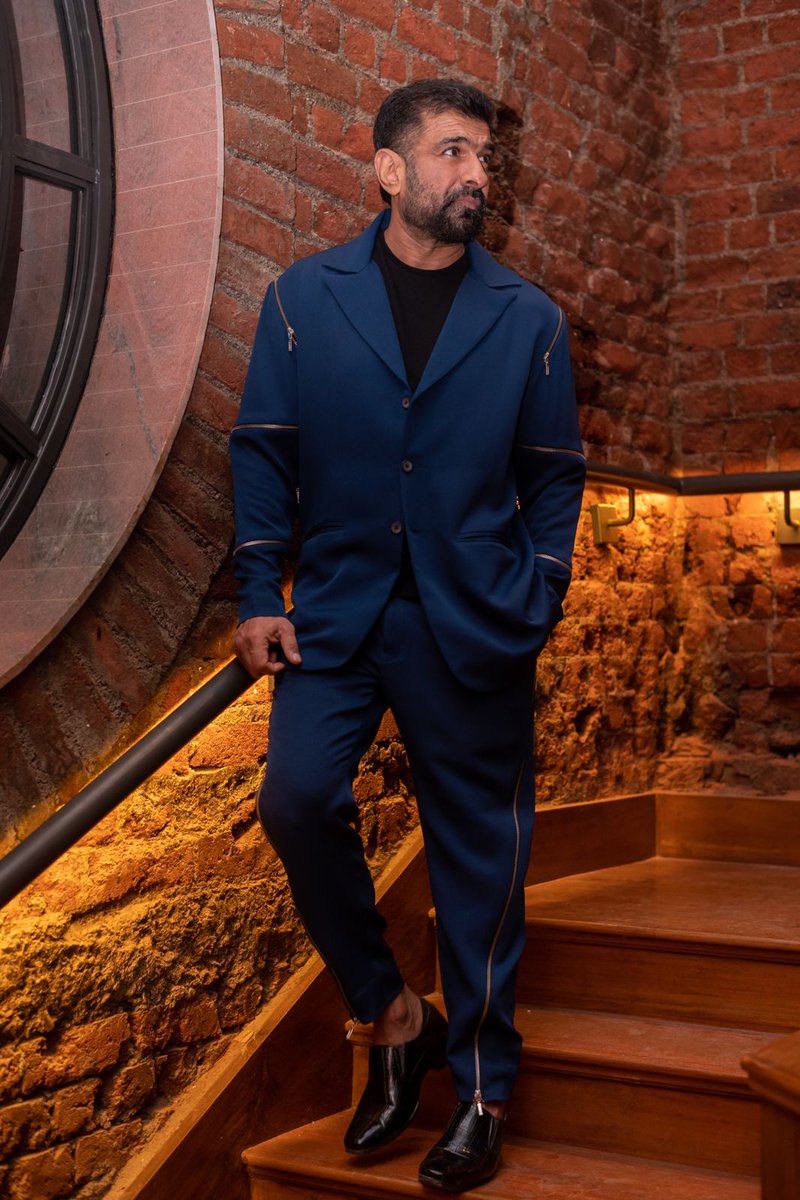 UrbanAsian's tweet image. Limited Edition. Check out actor Eijaz Khan’s dapper look in these pictures. 

#eijazkhan
#handsome
#dapper 
#actor 

@KhanEijaz