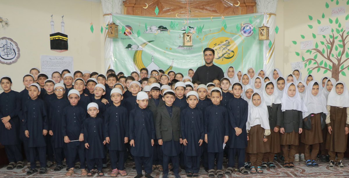 HameedullahV's tweet photo. Celebration of Mawlood Sharif with Rayan kids. https://t.co/djNjkvT28l