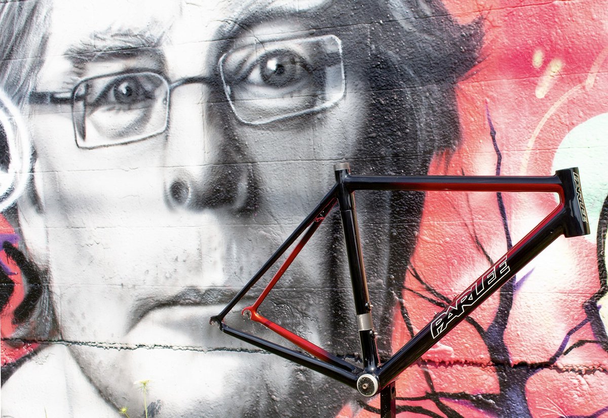 CapoVelo's tweet photo. Parlee Cycles Rises from the Ashes https://t.co/USRhZTfiTK #ParleeCycles #parlee #cycling #bike #roadbike #gravelbike https://t.co/JtVRX4xbi5