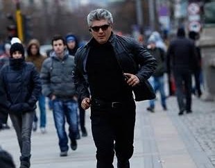 TOlMovies's tweet photo. Who's King Of Running Style ?

          🔁#Vijay                         ❤️#Ajith https://t.co/OxwkY9OVUc