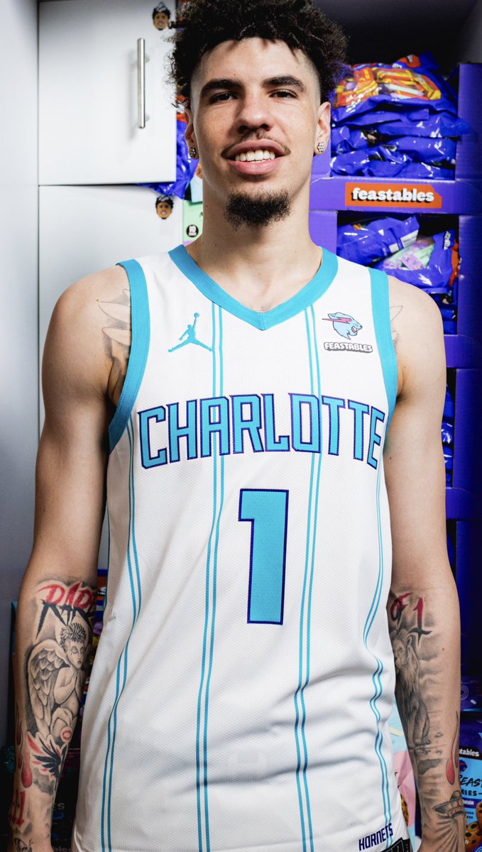 Darren Rovell on X: Only NBA jersey I wanted this year: Warriors Chinese New  Year (goat on sleeve)  / X