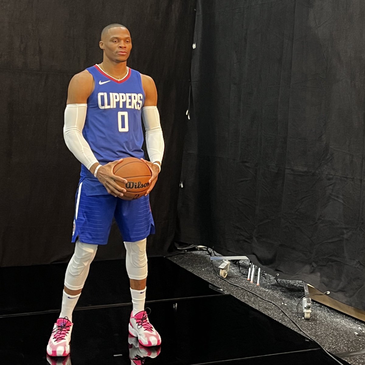 joeylinn_'s tweet photo. Russell Westbrook. Year 16. https://t.co/rX3b92K7uU