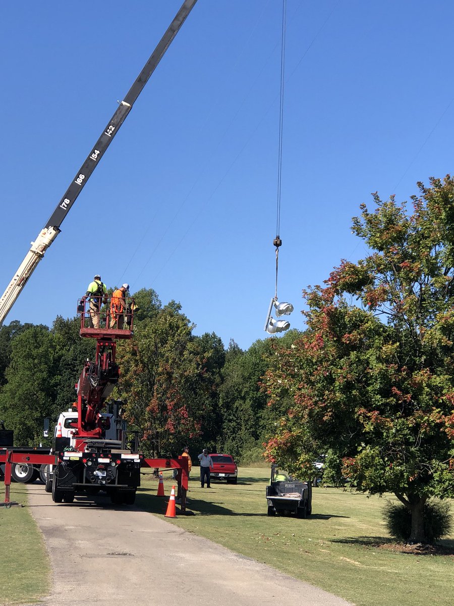 Knights Play Golf tweet media