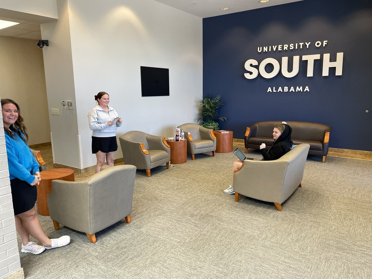 Shooting videos today! <a href="/USACEPS/">USA College of Education & Professional Studies</a> #EDM310 #AuthenticAssessment