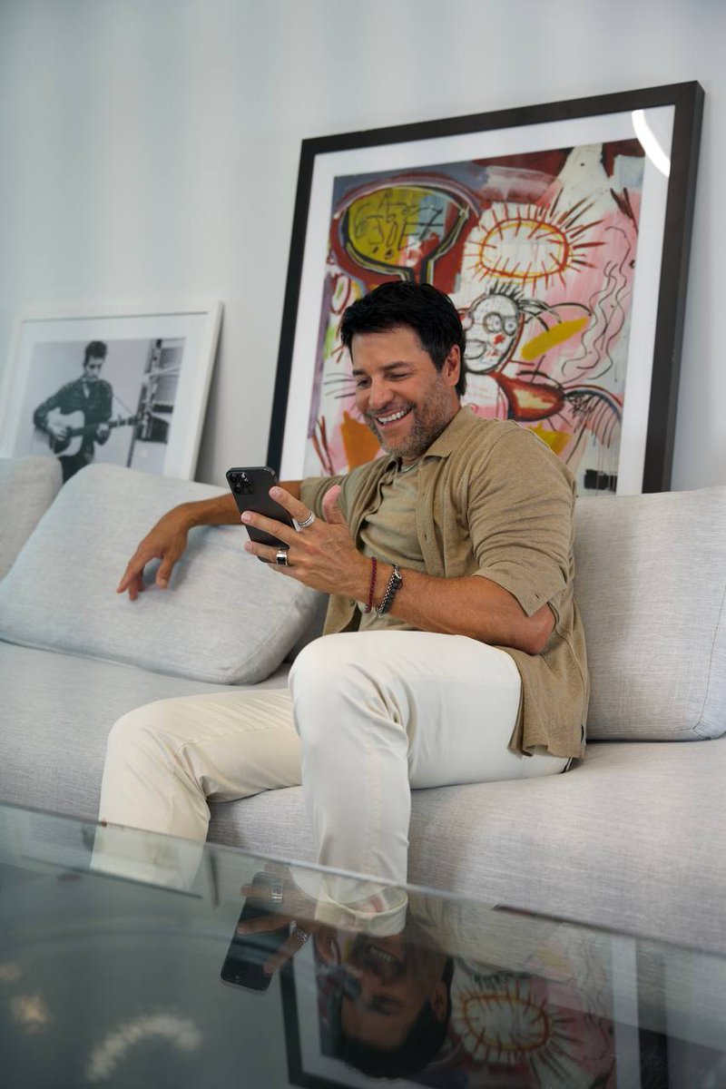 teamchayanne_ec's tweet photo. No saben hace cuanto estaba pensando en abrir mi propio Telegram y por fin lo puede hacer realidad!!! 🥳 Les voy a dar muchas sorpresas que solo las daré por aquí, así que estén muy pendientes de todo lo que se viene ❤️ @CHAYANNEMUSIC #Chayanne #teamchayanneecuador https://t.co/SNNzzXYu0U