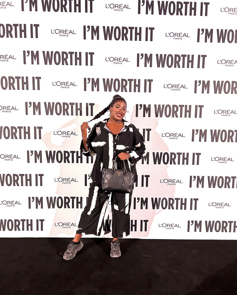 laurendoesugc's tweet photo. One day you post a random video as a UGC creator... not knowing that the same video will one day give you access to a BIG fashion show 🥹.
Throwback to last night ✨
One thing: follow your dreams 💫
#ugccommunity #ugccreators #ugccreator #ugcjourney #ugctwitter https://t.co/XMZ9SrR0Dy