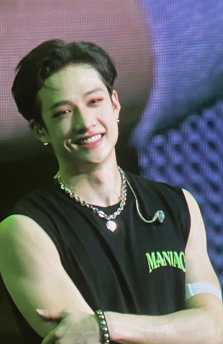 С днём рождения, самый лучший лидер 😭💞
Спасибо, что не сдался и подарил нам Stray kids ✨
Стэй всегда будут на твоей стороне 🫂

BANG CHAN OUR YOUTIFUL LEADER
#영원히_찬이_곁에_스테이
#TwentySixHugsForBangChan
#HappyBangChanDay