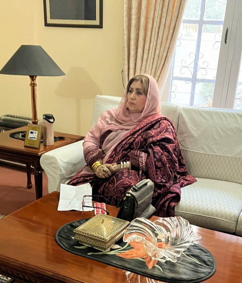 *پاکستان پیپلز پارٹی بلوچستان کے پارلیمانی بورڈ کا اجلاس*

کوئٹہ ۔پاکستان پیپلز پارٹی بلوچستان کے پارلیمانی بورڈ کا پہلا تعارفی اجلاس صوبائی صدر میر چنگیز خان جمالی کے زیر صدارت جمالی ہاوس میں منعقد ہوا۔

اجلاس میں صوبائی جنرل سیکرٹری سنیٹیر لالا روزی خان کاکڑ ، صوبائی سیکرٹری