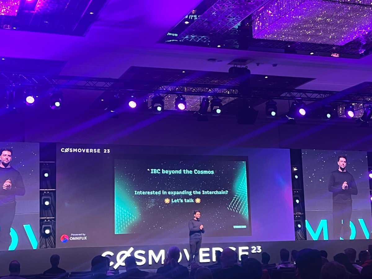 realio_network's tweet image. Day 1 of @CosmoverseHQ is a wrap.

@romeiroE and Ryan Hunter are enjoying the vibrant Cosmonaut community &amp;amp; the discussions on the IBC protocol.

🌌 #CosmoverseHQ #Future #IBC