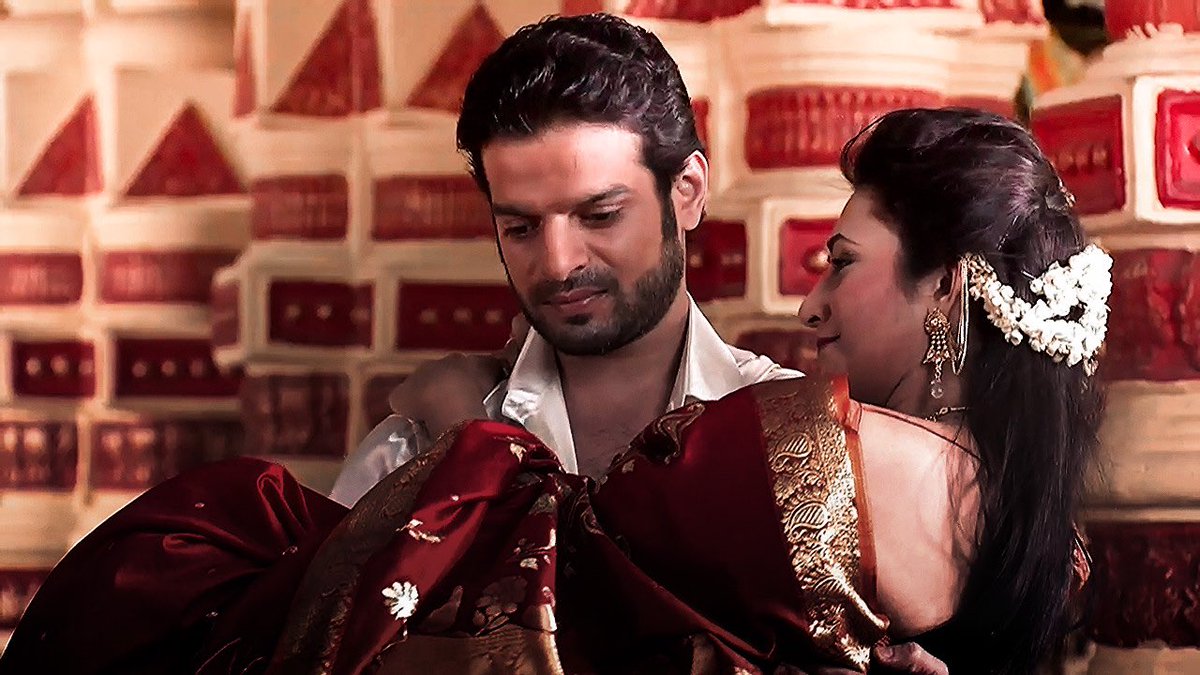 bairaagix's tweet image. my itv holy trinity ✨

#naksh • #ishra • #ronakshi