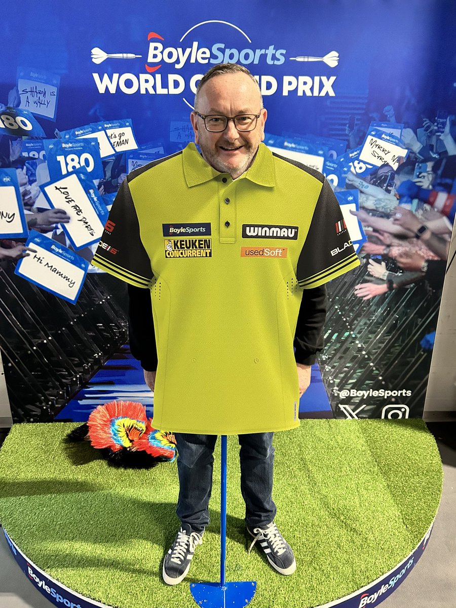 At the darts <a href="/BoyleSports/">BOYLE Sports</a>