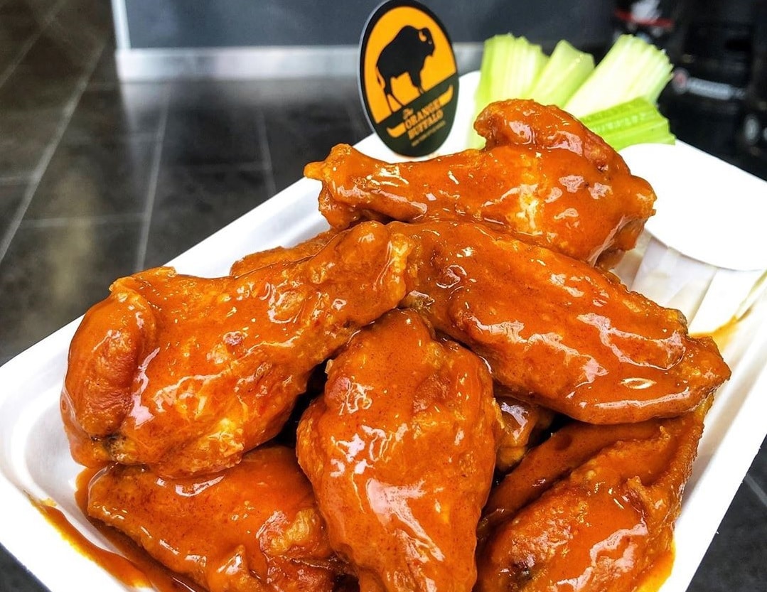 To all #BillsMafia travelling to London this weekend, we have teamed with <a href="/OrangeBuffalo/">TheOrangeBuffalo</a> for an amazing offer

Head to their van at the Truman Brewery in Brick Lane from Friday to Sunday in your Bills gear for buy one get one free on there wings 

#wings #hotwings #GoBills