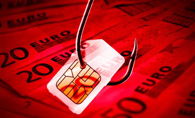 guardiacivil's tweet photo. Los teléfonos móviles están en el punto de mira de los #ciberdelincuentes, les interesa duplicar la tarjeta
Con la normativa PSD2 el 📱 es importante para la realización de pagos online, al ser necesario para la confirmación de las transacciones. https://t.co/N5Yh9ZGZtI https://t.co/fuasJh9u5c