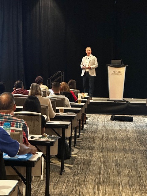 edsdental's tweet photo. EDS was proud to support CDE World during its sold-out presentations in Oak Brook IL.
#DentalConference #DentalEducation #restorativedentistry https://t.co/yegfE62pnr