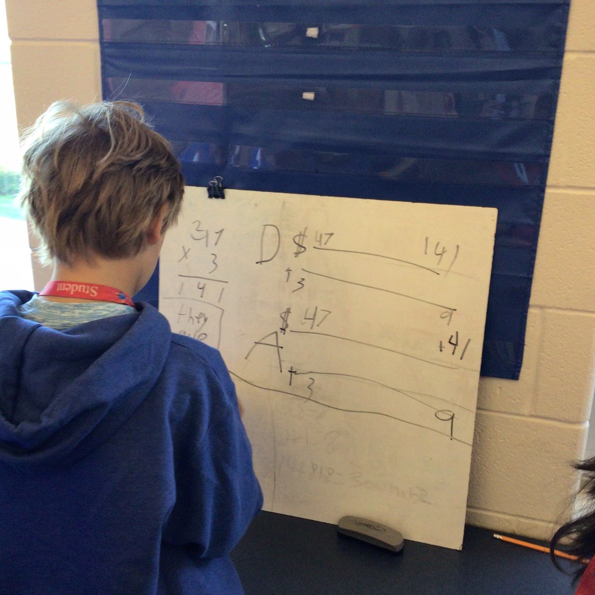 Mr_C_MSN's tweet photo. Students are comparing rates by using a double number line strategy. #MSNLearns @LZdistrict95 https://t.co/SeoL4niMSx
