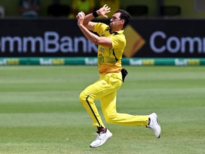 aliaftab_'s tweet photo. No IPL deal
No BBL deal
No PSL, no CPL
No controversies.
Typical family man.
Always available and fit for his country.
Casually runs in, shatters stumps especially in ICC events.
That's Mitchell Starc for you.
#CWC23 #MitchellStarc https://t.co/EPnDJ8c3ua