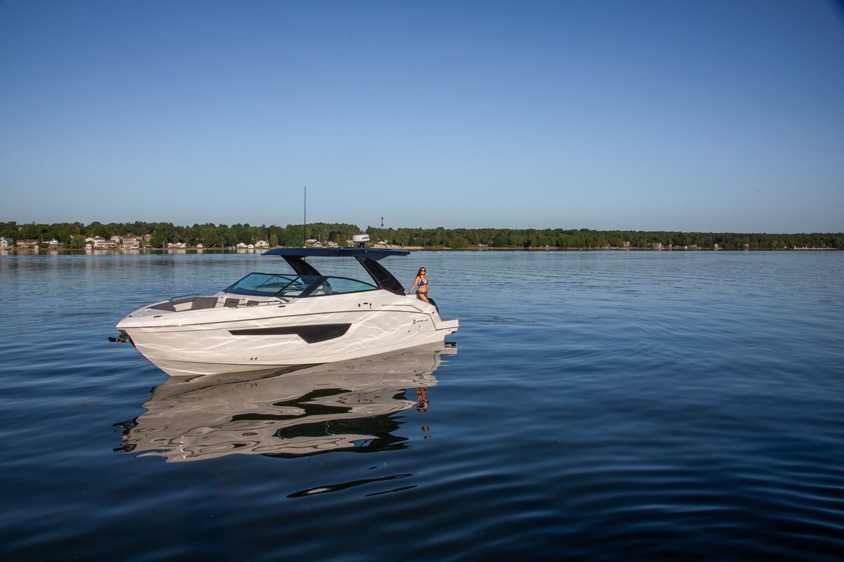 CruisersYachts's tweet image. We invite you to join the MarineMax Maryland team on the docks at the Annapolis Boat Show October 5th-8th 2023, where you'll get the chance to experience one of America's most historic harbors. #boatshow2023 #marinemax #annapboatshows