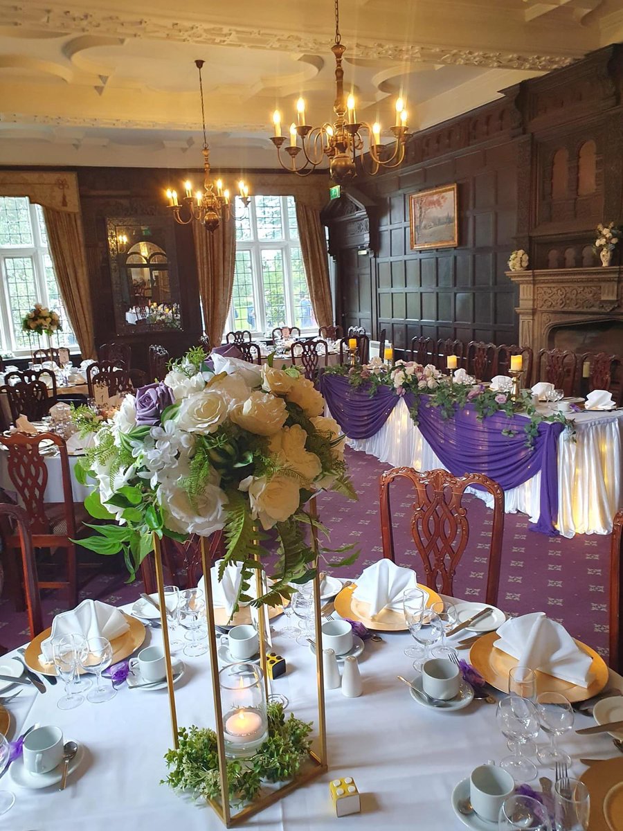 Castlebromhall's tweet photo. Today’s wedding breakfast! Beautiful display and new arrangement for a historic site https://t.co/8XF2xcKQk8