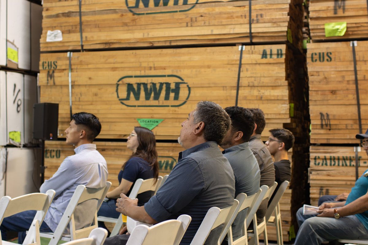 NWH_Inc's tweet photo. We’d like to thank our sales rep, Robert Santoro, for helping one of our distributors and their customers learn more about Alder. We love supporting and educating our customers on all things Alder! #SimpleNaturalHardwoods #TheAlderAuthority https://t.co/OtZe2QXzNI