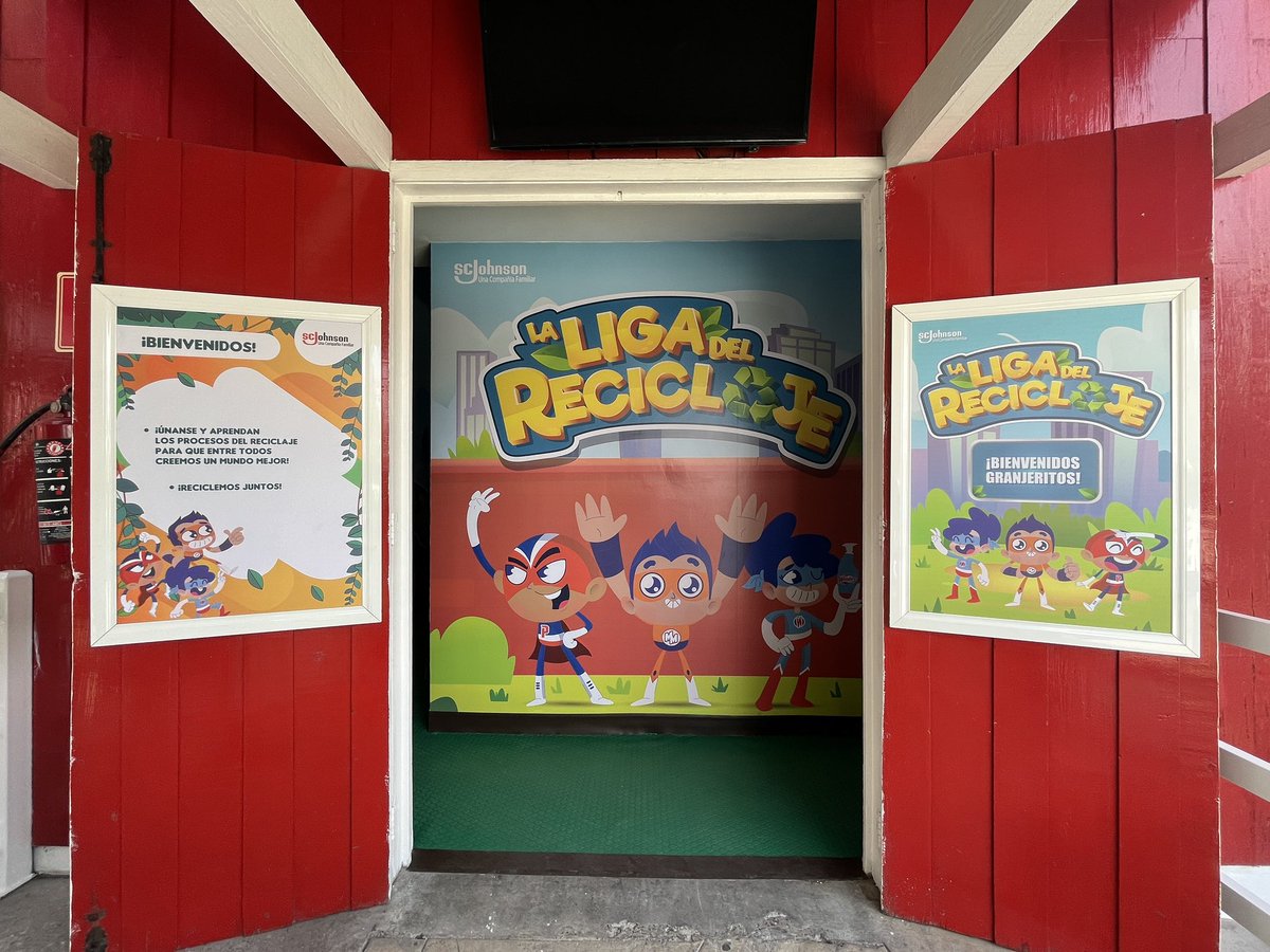 nogalesphoto's tweet photo. SC Johnson anuncia la apertura de su taller interactivo “La Liga del Reciclaje” en Granjas Las Americas @SCJohnson @GranjaMex #LaLigadelReciclaje https://t.co/O2rEn7Mea7