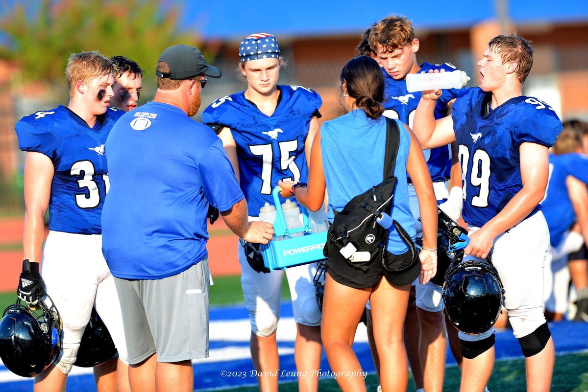 Focused and prepared to keep our mustangs in the game. 

#friendswoodisd #friendswoodmustangs #friendswoodathletics #athletictraining