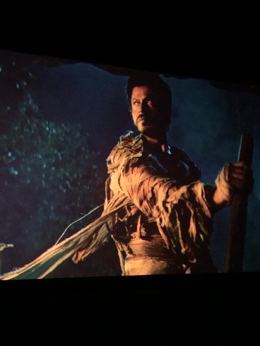 jrin_jayan's tweet photo. Watched it again @iamsrk sir…now its the 5th time…Reply Plzz #Jawan https://t.co/hk7uUI77fh