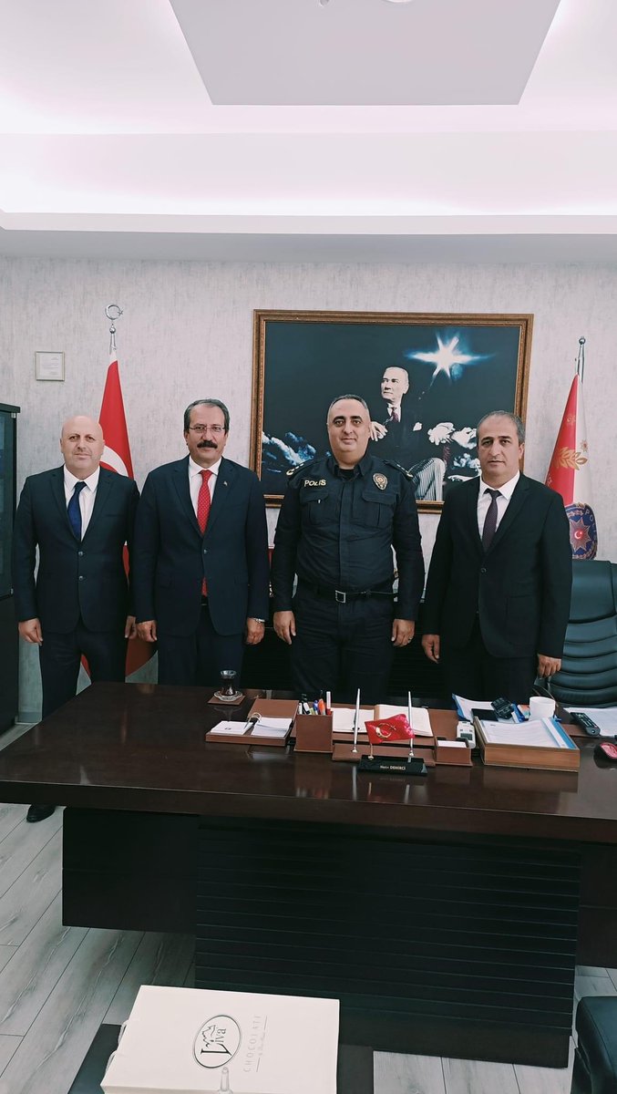 asio2005's tweet image. Etimesgut İlçe emniyet müdürlüğü'nde göreve başlayan Sn Metin DEMİRCİ' müdürümüzü makamında ziyaret ederek hayırlı olsun dileklerimizi ilettik.