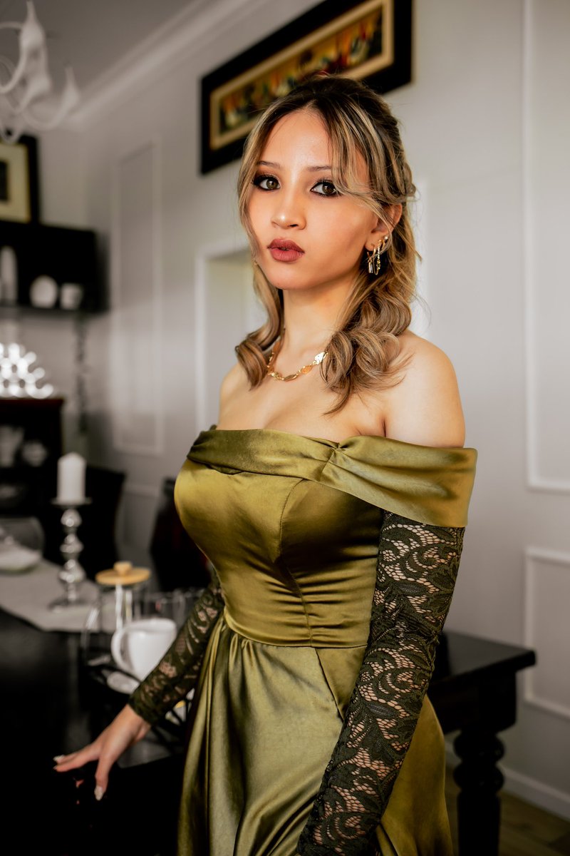 Leoviich's tweet photo. Prom nights😍 https://t.co/eKp3DmK0c7