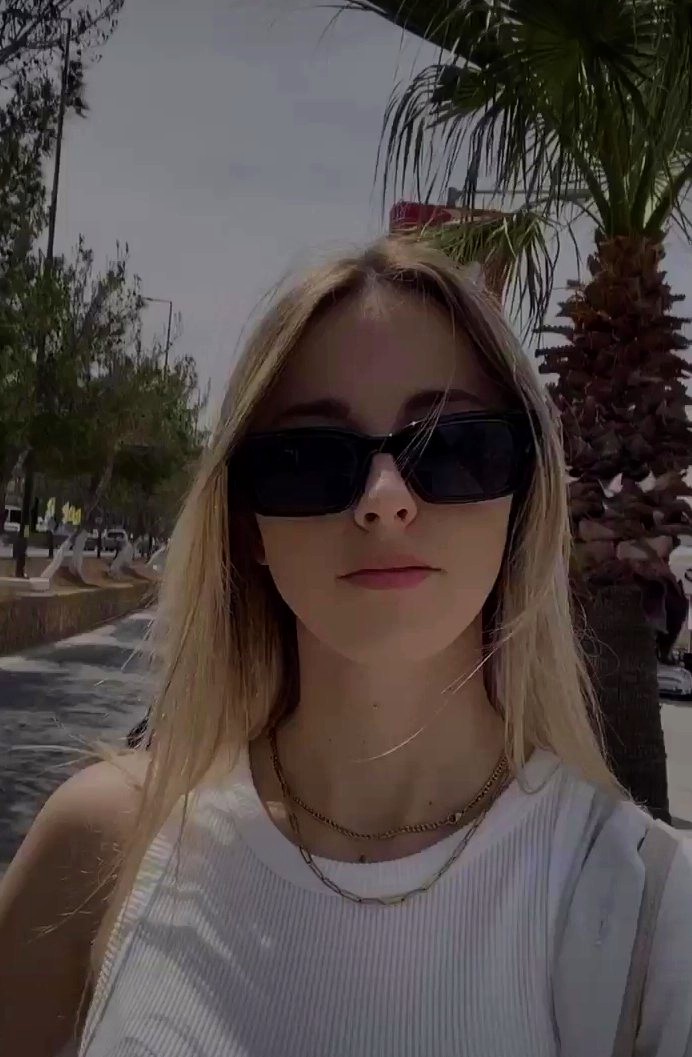 Sarina 🇨🇵 tweet media