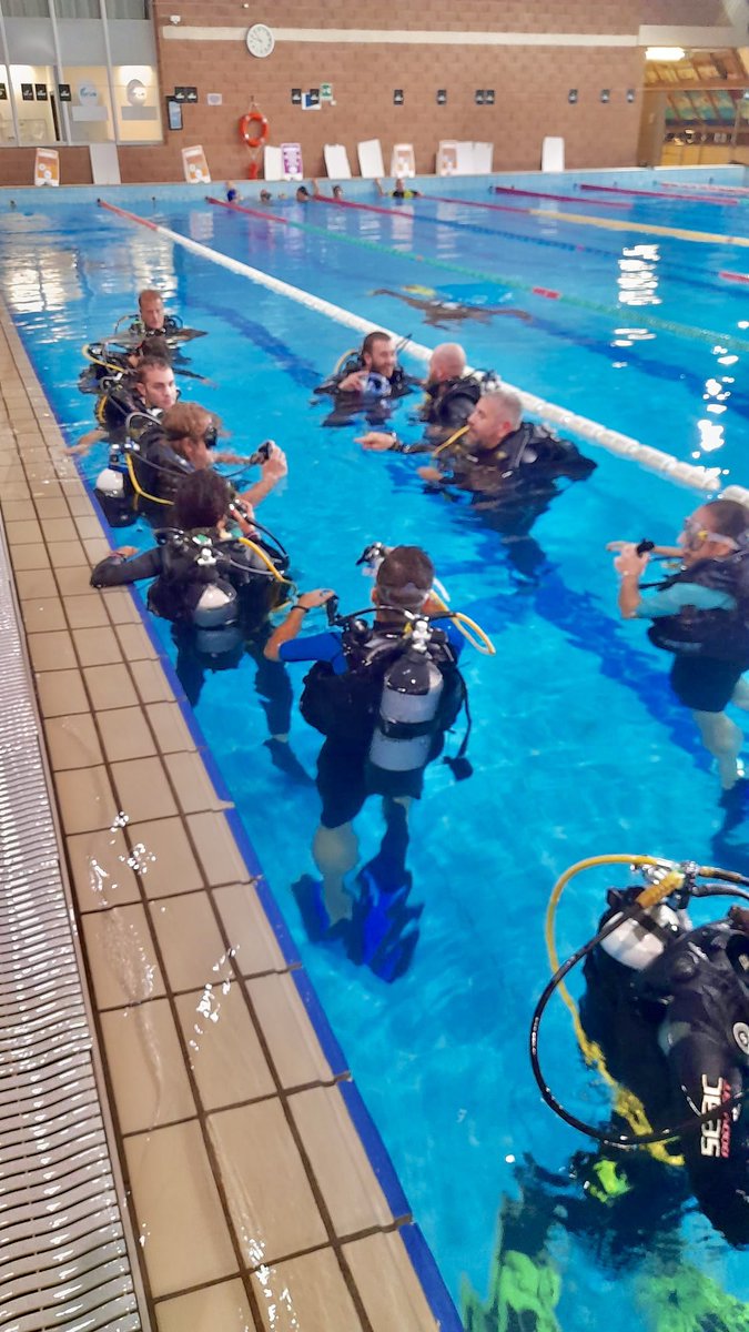 Starsportesub's tweet photo. Corso open water
Prove subacque 
Tutti i lunedì sera 
Info@starsportesub.com
#padi #paditv #padipeople
#statsportesub #monza #Milan https://t.co/rGjHG9CDM9