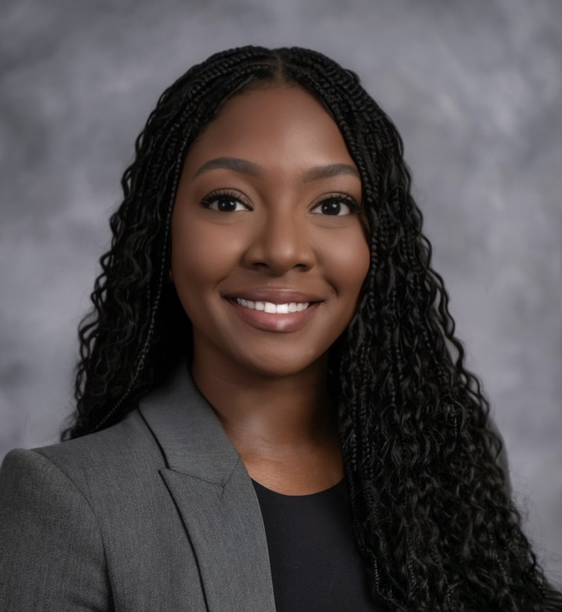 Hi #MedTwitter! My name is Aja Green-Walker and I am a MS4 at Northwestern University applying into Radiology. I am so excited to be on this journey with you all! 💜 #Match2024 #futureradres