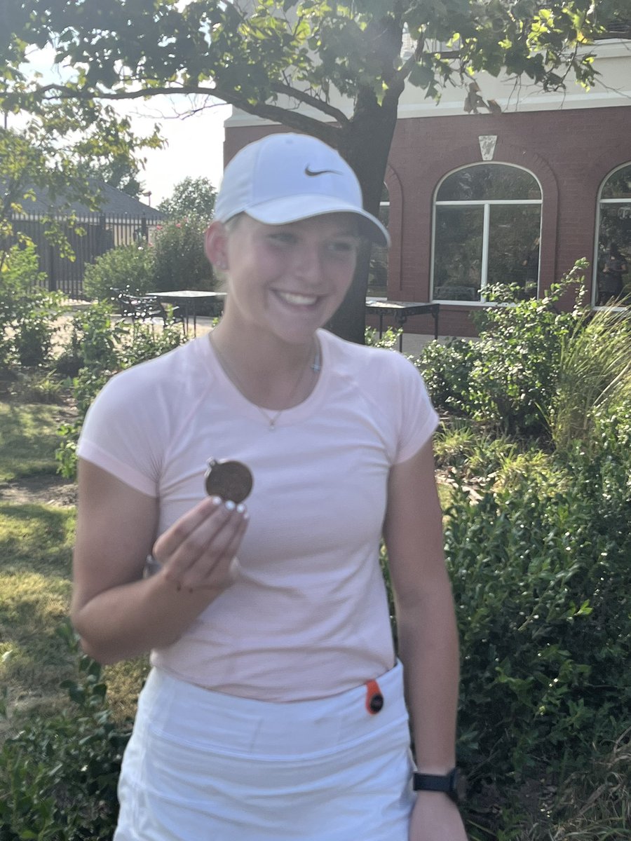 Campus Golf tweet media