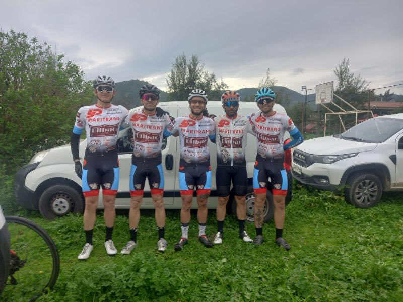 ¡Hola Amigos! Nos gusta ser un aporte para nuestra #comunidad y por eso es que colaboramos con el #deporte en este caso #ciclismo de #profesional ✨