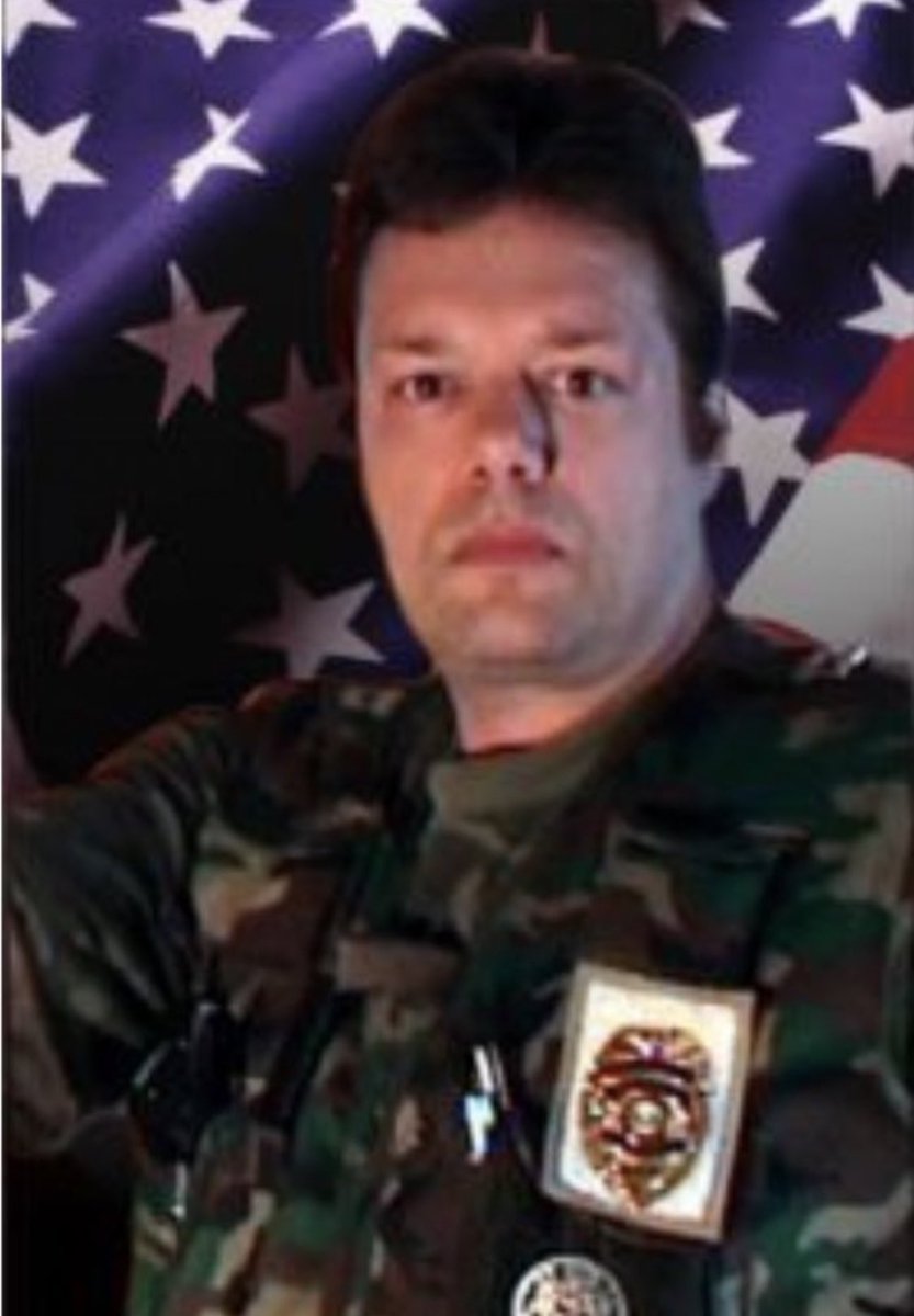 KalKorffExposed's tweet image. Even more curious how @UFOliticsCEO can be a “real captain,” colonel, and intel officer without ever being in any military. These are Kal Korff’s own words. Call out liars with no selectivity. #stolenvalor #fakesoldier #armedforces #vets #veterans #vfw #reno #nevada