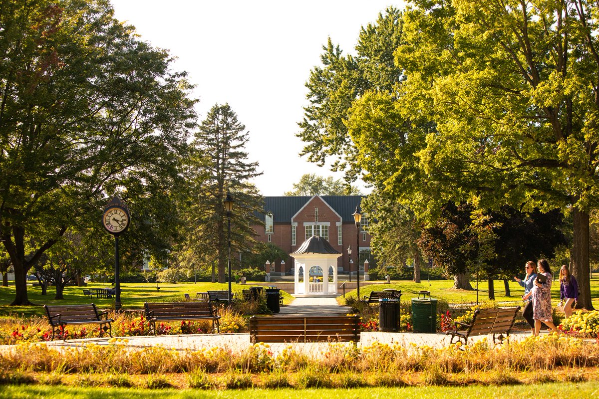 Saint Michael's College tweet media