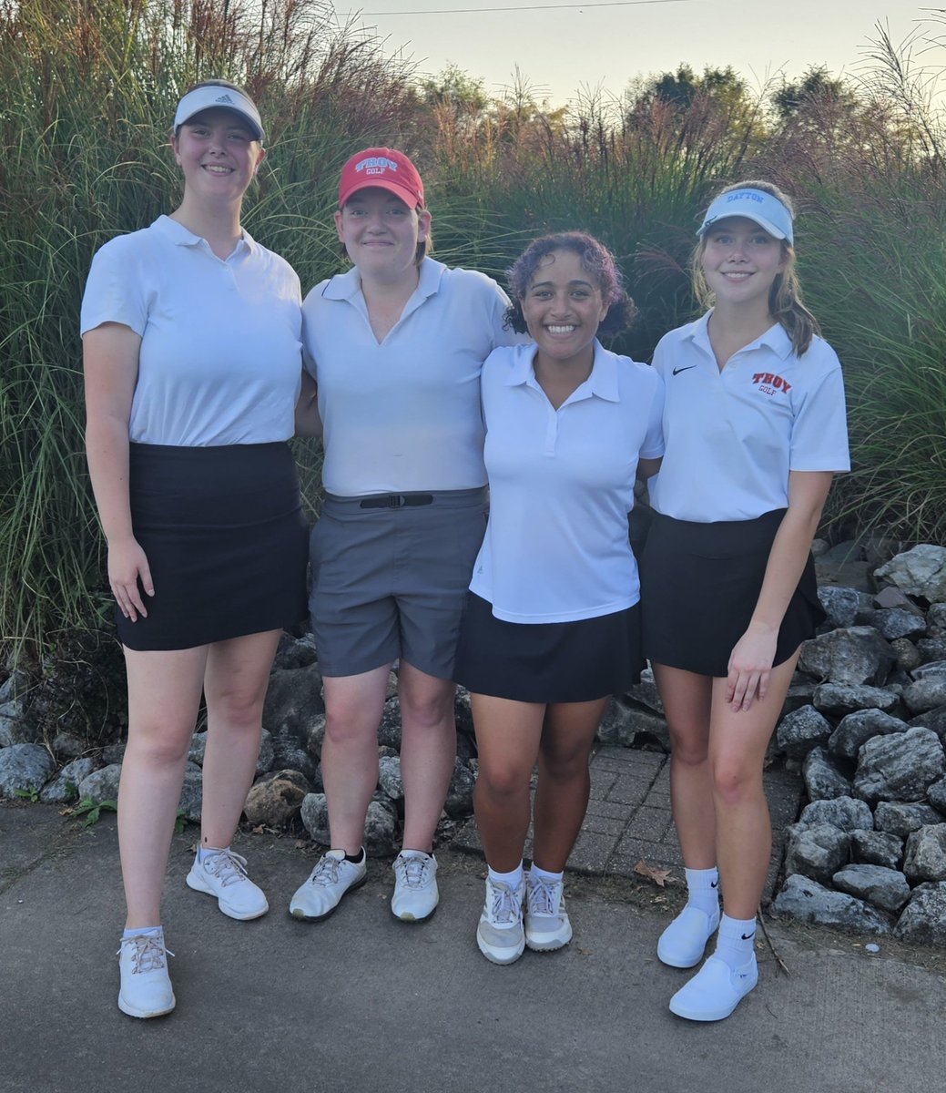 Tonight, we recognized the 4 Seniors on our girls' golf team after our match with Northmont. Congratulations and best wishes to all four with all your future plans.