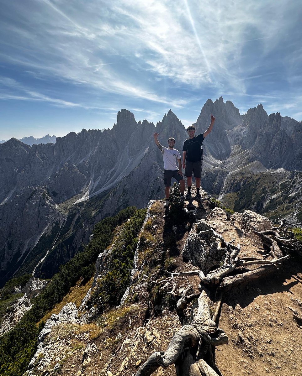 ZackNicholson9's tweet photo. Cadini di misurina https://t.co/qhaVuMYtM9