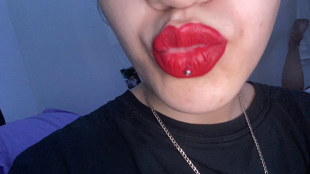 Goddess37261's tweet photo. Love receiving money unexpected, who loves lips more then him ? 😛

#buying_content #buyingcontent #selling #SellingContent ##onlyfansmodel #findom #paypig #humanatm #walletdrain #SPH #finsub #paymentfirst https://t.co/lVvDS98Bck