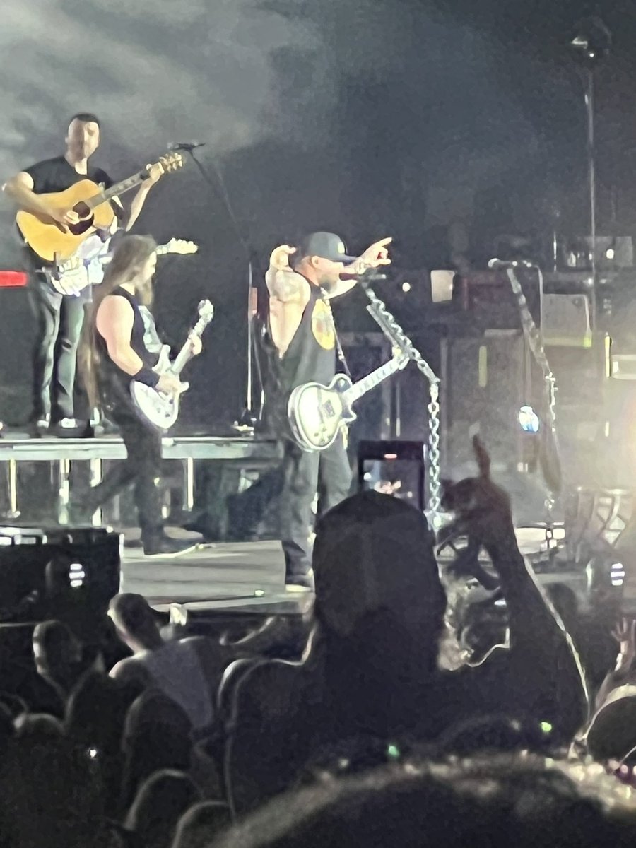 stc46's tweet photo. So after seeing @brantleygilbert this past Friday night….hes now on my list of people I want to smoke with 😂😂 https://t.co/9hbKaDrOyn