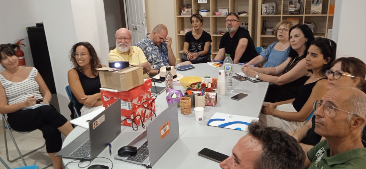 CVONGD's tweet photo. Ultimando detalles de acciones de #POBRESAZERO #Contralapobreza en #Alicante 

📆CONCENTRACIÓN Sabado 21 Octubre 12h Avda Constitucion frente a Mercado Central

porque como sociedad no podemos dejar a #NingunaPersonaAtrás! ¡Llamamos a ciudadanía y plataformas! #PobresaZeroAhora https://t.co/gaFKHbyjHn