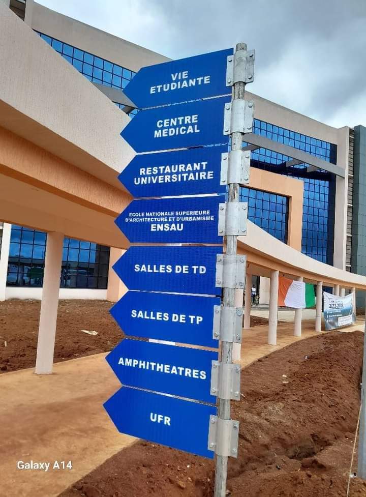 KounandiSeka's tweet photo. L'université de Bondoukou dans le nord est de la Côte d'Ivoire 🇨🇮 a ouvert ses portes ce 2 octobre 2023.
Merci au Président @AOuattara_PRCI
#AdoActions
#CMspirit 
Evolution 🇨🇮 est mieux que révolution https://t.co/5CYdzsTW4L