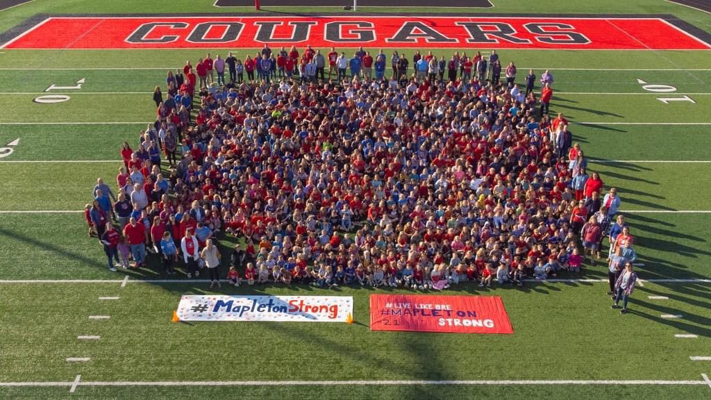 CrestviewFootb1's tweet photo. The Cougars are with you today, Mounties. #MapletonStrong https://t.co/I43S6P1wDk
