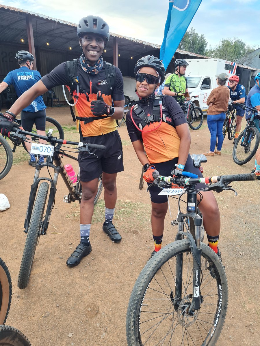 ocrgirl_emjeezy's tweet photo. Thank you @Ramsxl for an awesome 3 day stage race. Had fun on the single tracks
#RideTheKaroo
#SheepTrail
#girlswhoridebikes
#IPaintedMyRide https://t.co/IXPK4MEKkZ