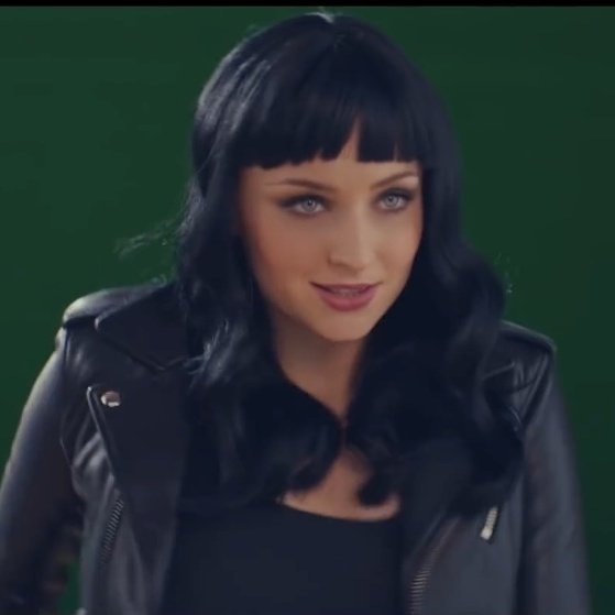 𝗩𝗘𝗥𝗔 𝗧𝗥𝗜𝗕𝗕𝗜𝗔𝗡𝗜. (@lookint0mycharm) on Twitter photo 