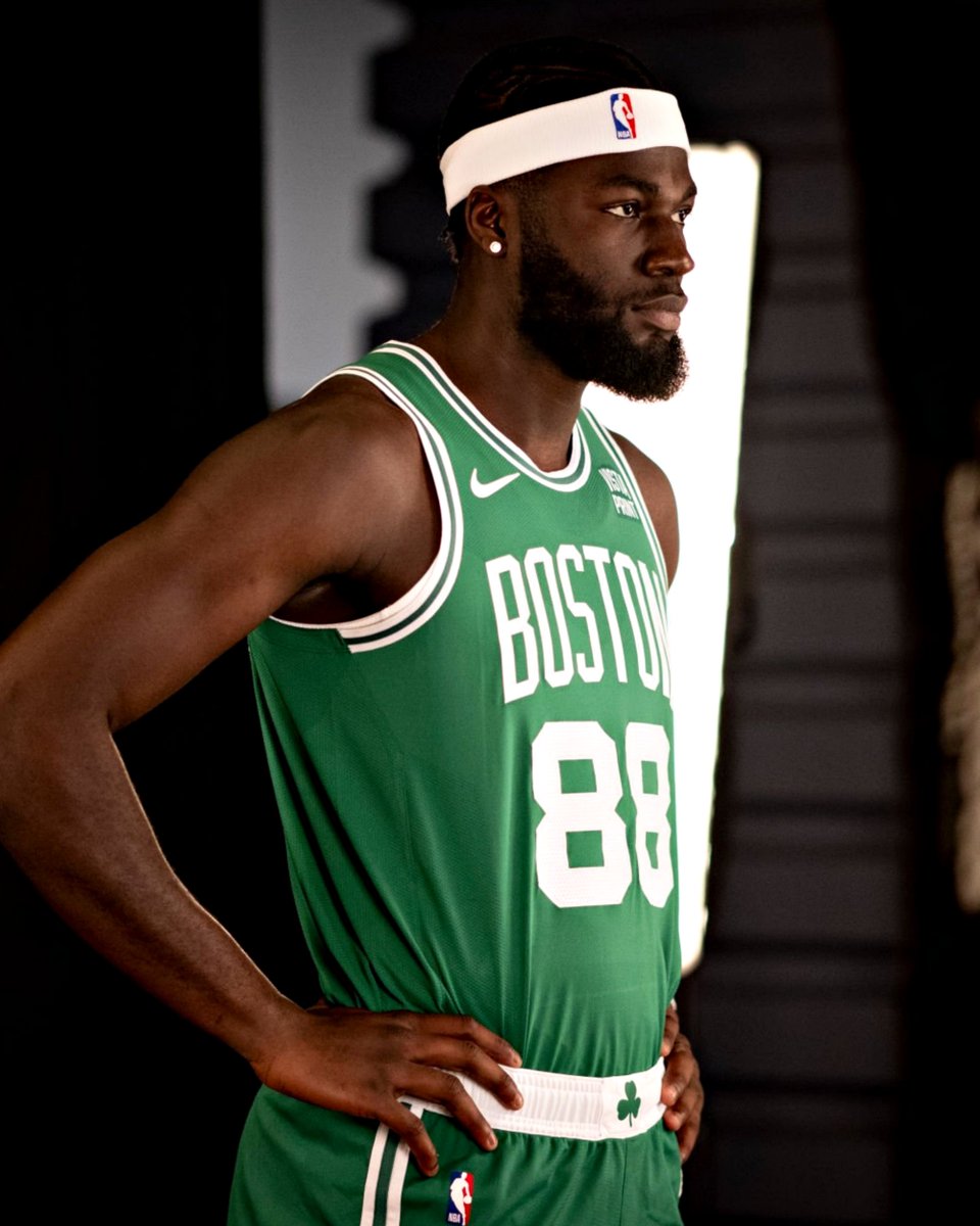 B24PT's tweet photo. Queta is a Celtic ☘️😍 https://t.co/OaDQZgWOPV